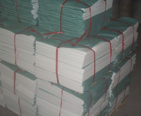 Automatische Papierrollen-stempelschneidene Maschine mit 380 V 90 bis 140mal/Minute fournisseur